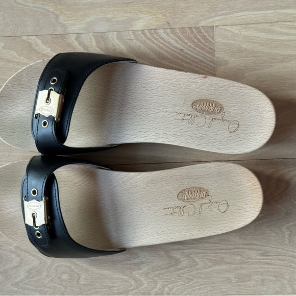 Dr. Scholl's Shoes - Women's Dr. Scholl’s Black Leather Slide Sandals